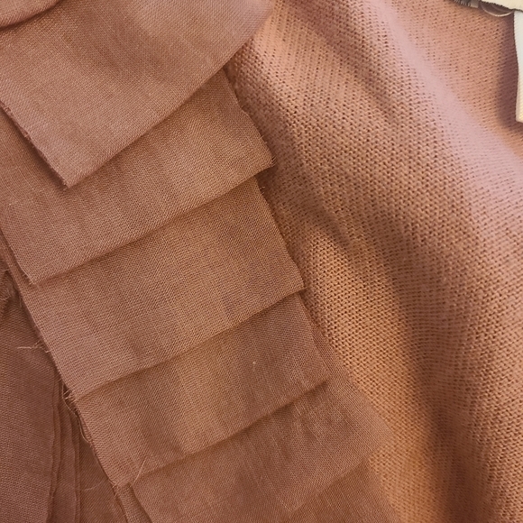 Ann Taylor LOFT Pink Ruffle V-Neck Cardigan Medium - Picture 3 of 4